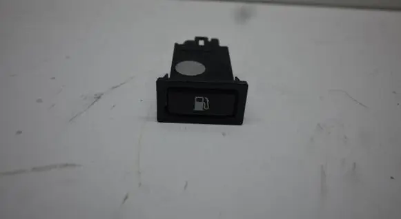 Toyota Avensis T250 Fuel tank opening switch 156795