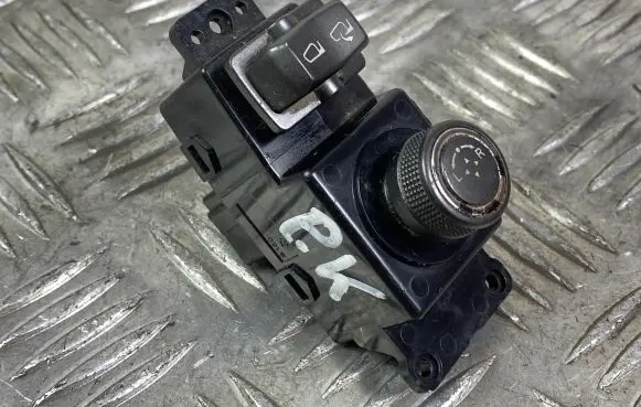SsangYong Rexton Wing mirror switch 8513036000