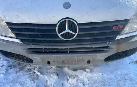 Mercedes-Benz Sprinter W901 W902 W903 W904 Front grill 