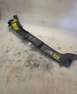 Volvo V50 Radiator trim 30674608 25789 30674609