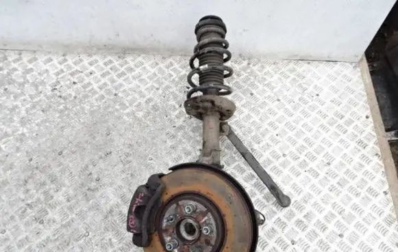 Opel Zafira C Front wheel hub spindle knuckle