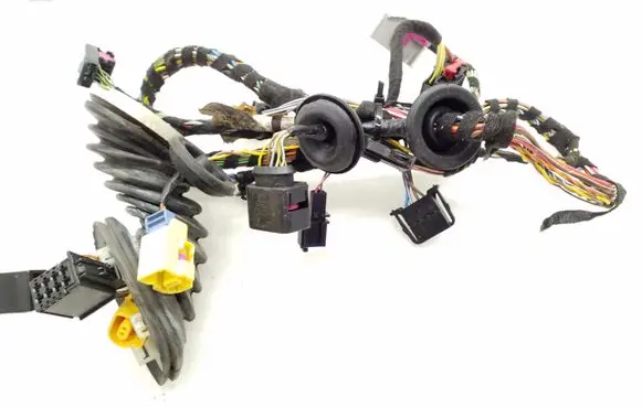 Skoda Octavia Mk2 (1Z) Front door wiring loom