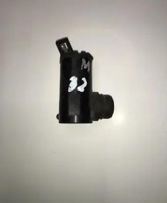 Mitsubishi Pajero Windscreen/windshield washer pump 8603101260