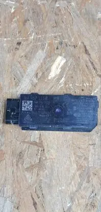 Audi A3 8Y Aerial antenna amplifier 5WA962133B 032231210097