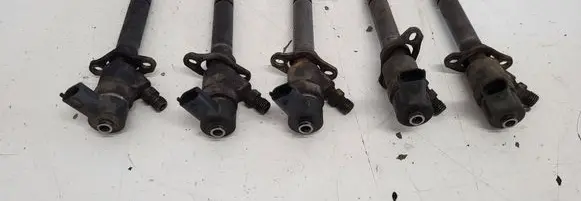 Volvo S60 Fuel injectors set 0445110076