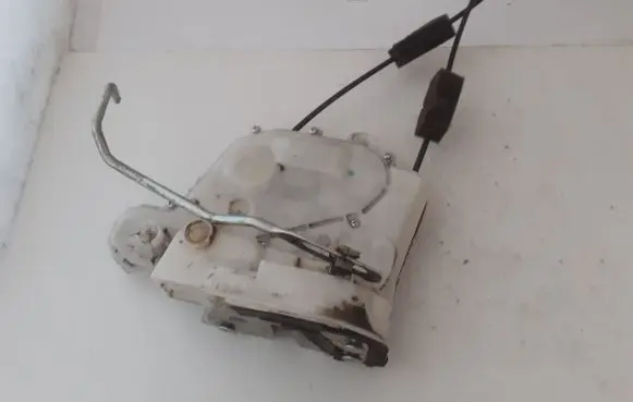 Honda Insight Coupe door lock (next to the handle) 72150TM8G11 SWAFRL5
