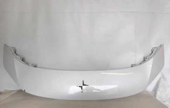 Polestar 3 Engine hood trim 31690809