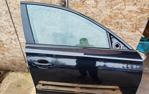 Audi A8 S8 D4 4H Front door