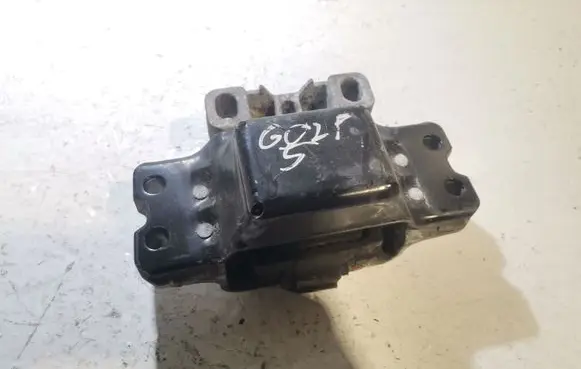 Volkswagen Golf V Engine mount bracket 1K0199555