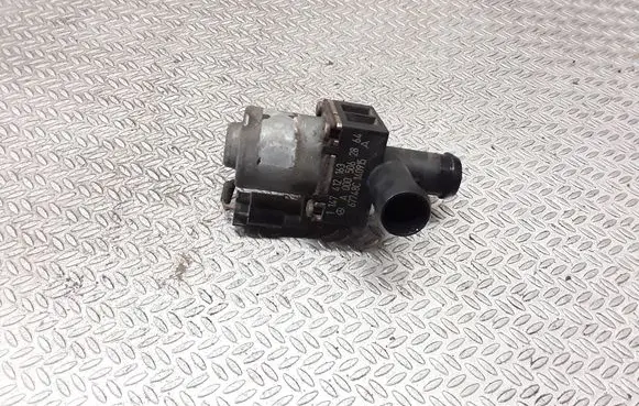 Mercedes-Benz Vito Viano W447 Webasto circulation pump for autonomous heater A0005062864 67748C140915
