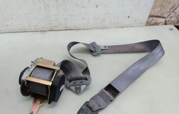 Peugeot 806 Front seatbelt