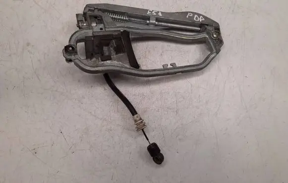BMW X5 E53 Front door exterior handle/bracket 51218243616