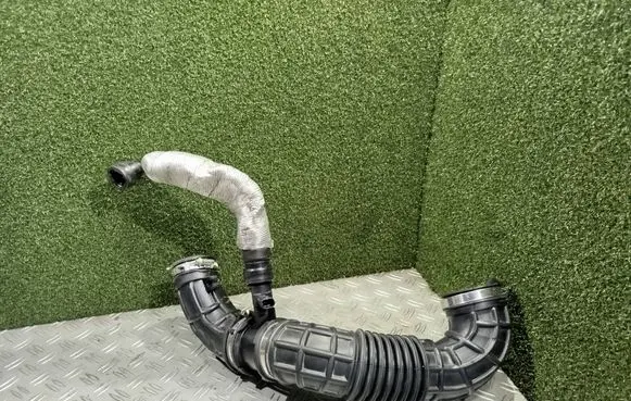 Ford Transit VII Air intake hose/pipe GK219R504AG GK219F805AC