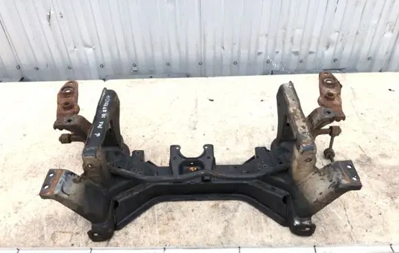 Volkswagen Transporter - Caravelle T4 Front subframe