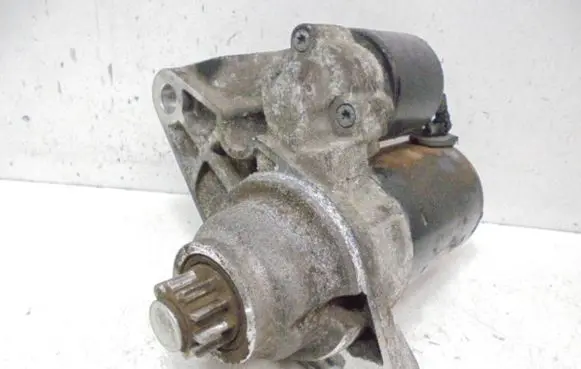 Skoda Fabia Mk1 (6Y) Starter motor 02T911023G
