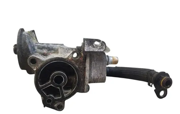 Citroen C5 Oil filter mounting bracket 2002300