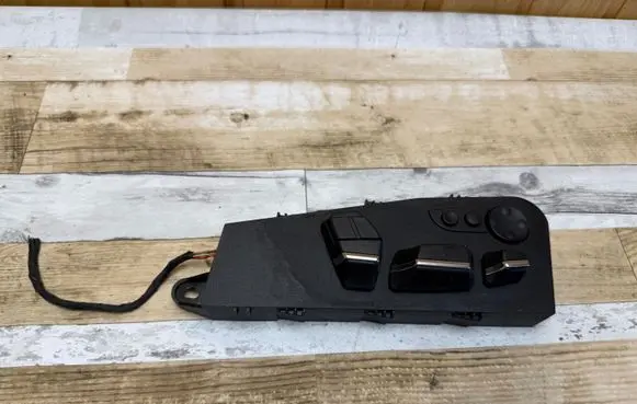 BMW 5 GT F07 Seat control switch 9163269 AL04
