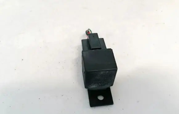 Nissan X-Trail T30 Other relay