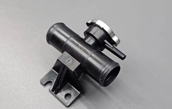 Peugeot 4007 Engine coolant pipe/hose 