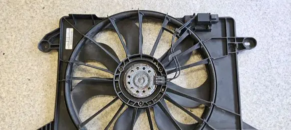 Chrysler 300C Electric radiator cooling fan 55111282AA 83403 0881C