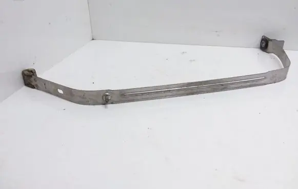 Mercedes-Benz C W205 Fuel tank mounting bracket A2054700040
