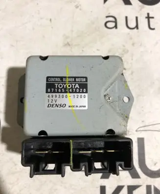 Toyota Prius (XW20) Heater blower motor/fan resistor 8716547020 4993001200