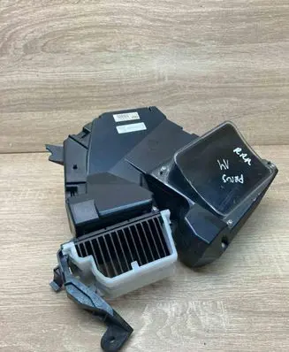Toyota Prius (XW30) Head up display screen 8310847010 766468180 RHD