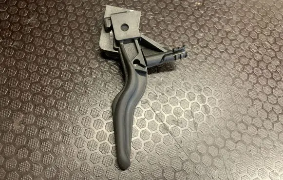 BMW X1 E84 Engine bonnet (hood) release handle 218186591