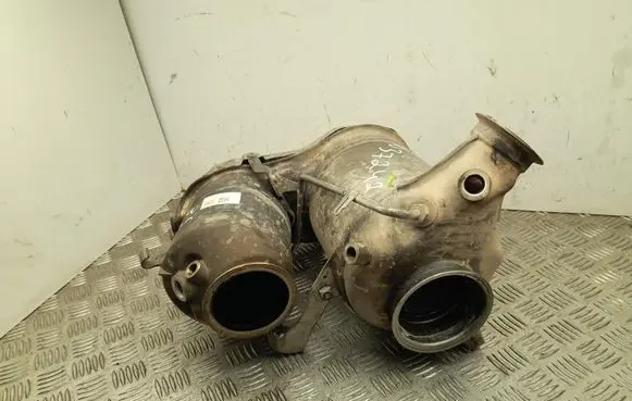 Volkswagen Caddy Catalyst/FAP/DPF particulate filter 05L131656T