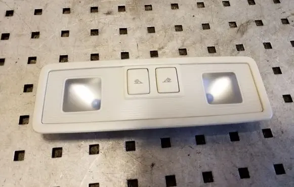 Volkswagen PASSAT B8 Rear seat light 5G0947291J