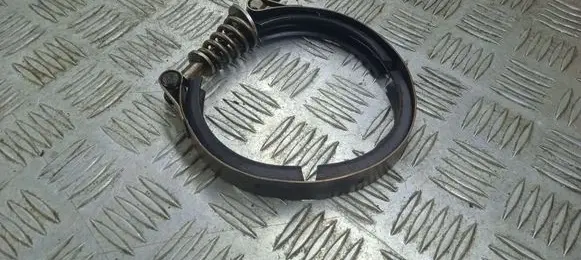 BMW X5 E70 Muffler pipe connector clamp 7793677