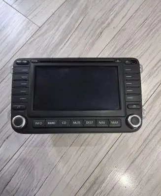 Volkswagen PASSAT B6 Navigation unit CD/DVD player 1K0035198B