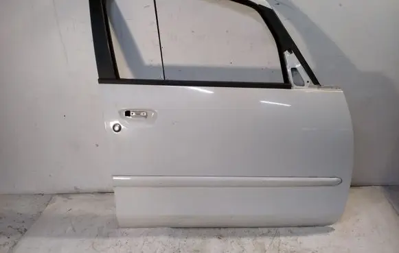 Mitsubishi Colt Front door