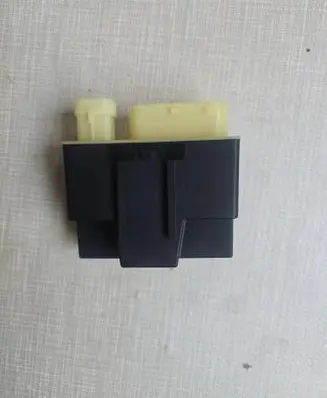Citroen C4 Grand Picasso Coolant fan relay 018010955 9801916680 090982947