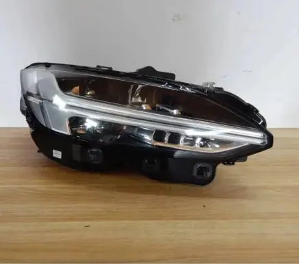 Volvo S90, V90 Headlight/headlamp 31386171 89909574 1949T7D