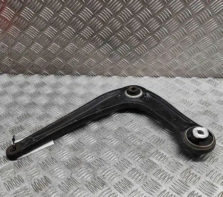 Opel Vivaro Front lower control arm/wishbone 9816863580