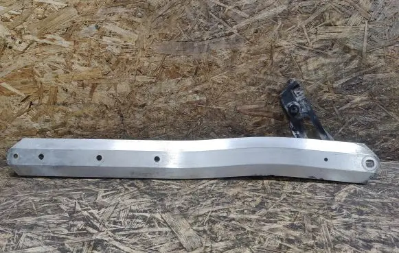 Porsche Boxster 986 Engine mounting bracket 98633103200