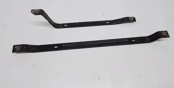 Volkswagen Atlas Fuel tank mounting bracket 3QF201654 3QF201653