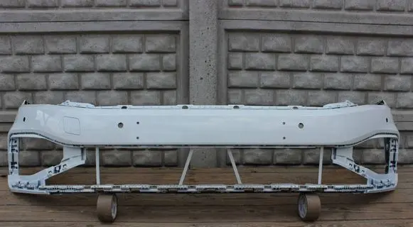 Volkswagen Passat Alltrack Front bumper 3G0807221H