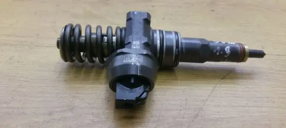 Audi A3 S3 8P Fuel injector 038130073AG