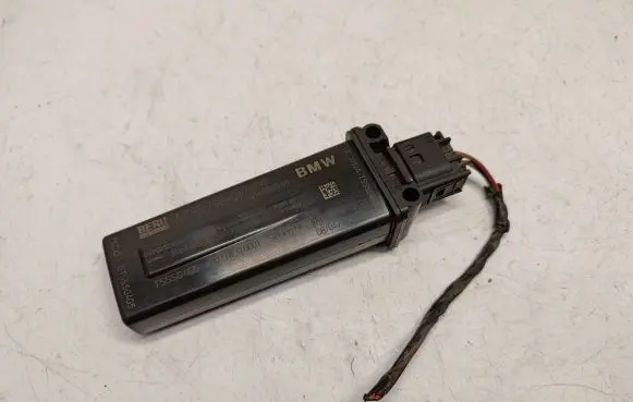 BMW 3 E90 E91 Tire pressure control unit 6795768 36106795768 36106793122
