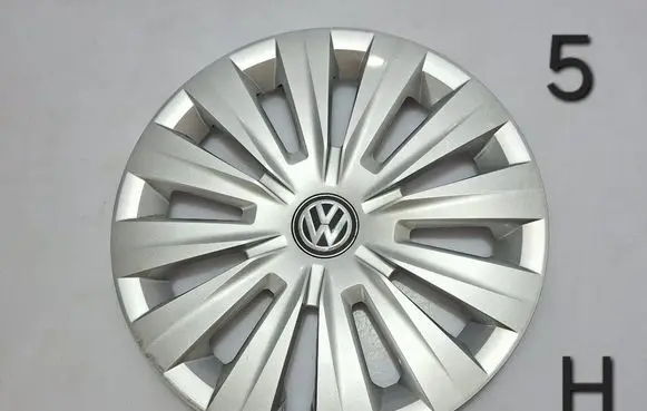 Volkswagen Golf VII R16 wheel hub/cap/trim 5G0601147