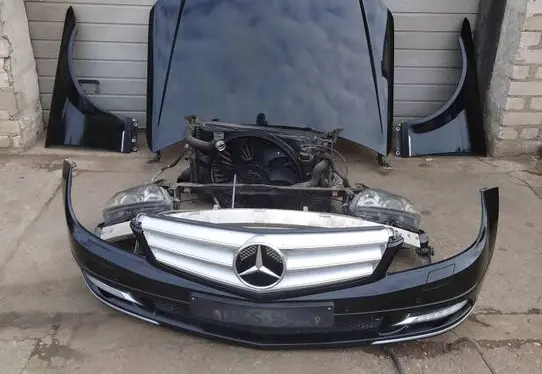 Mercedes-Benz C W204 Front piece kit A2045000493
