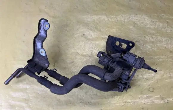Mazda 6 Exhaust gas pressure sensor RF8G182B5