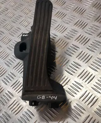 Volkswagen PASSAT B6 Accelerator throttle pedal 1K2721503M