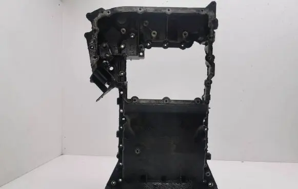 Oil sump