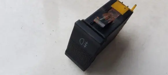 Fog light switch