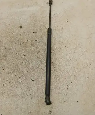 Volkswagen Touran I Tailgate strut 