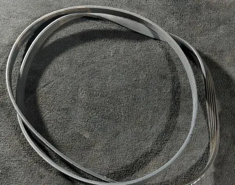 BMW 5 E39 Alternator belt 