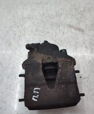 Volkswagen Golf VI Front brake caliper